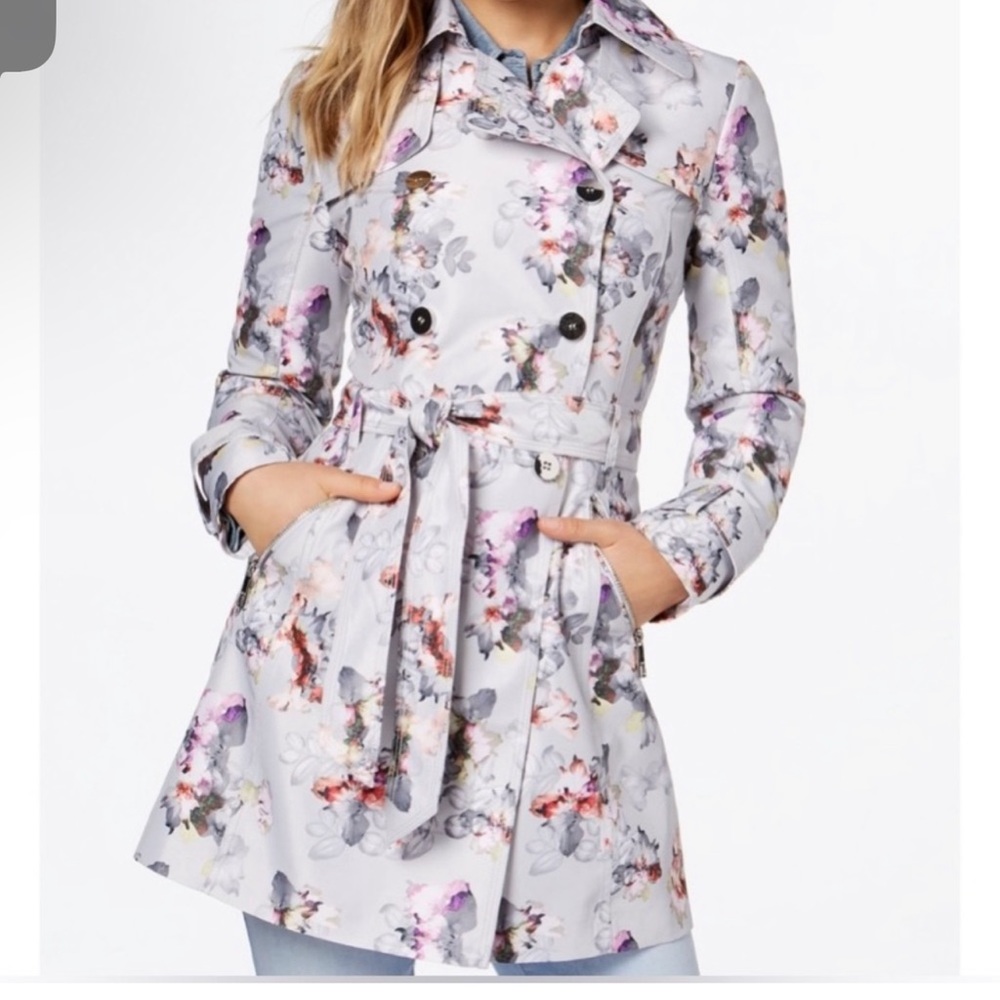 GUESS Spring floral trench coat.